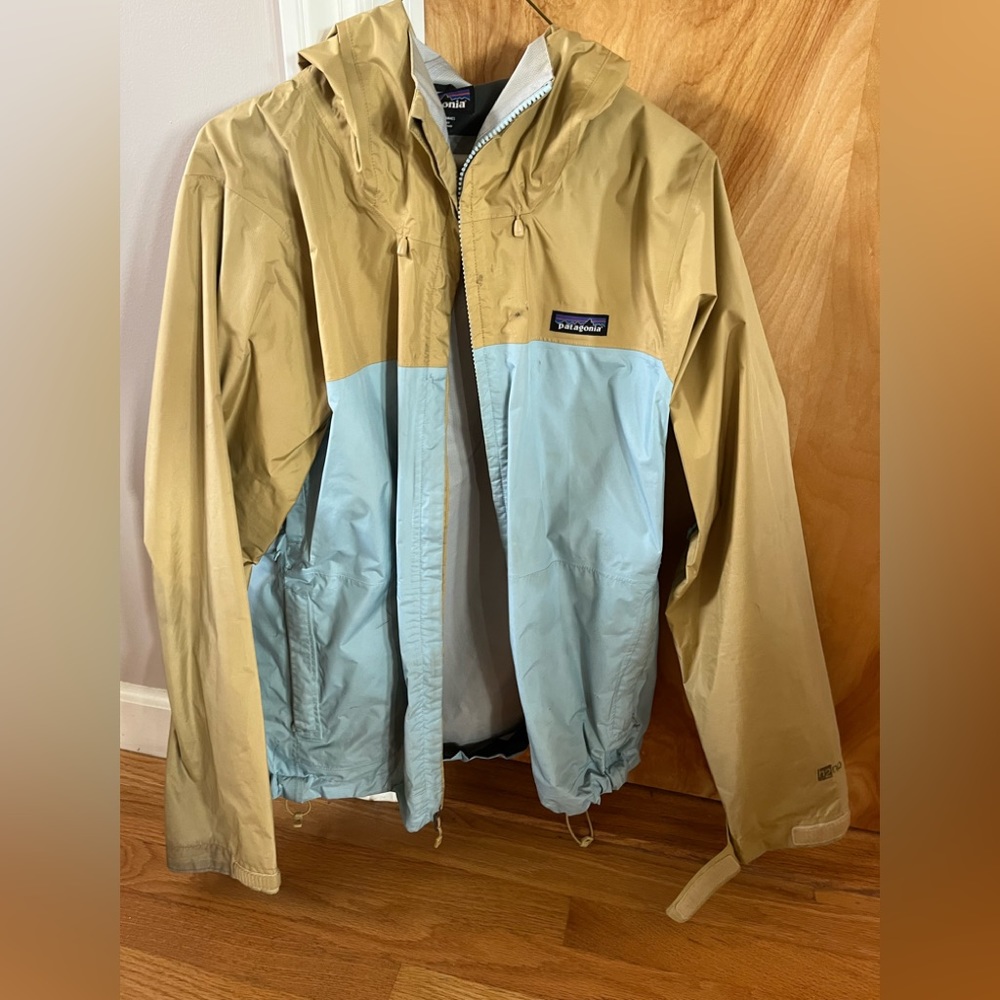 Women’s Patagonia Torrentshell Jacket